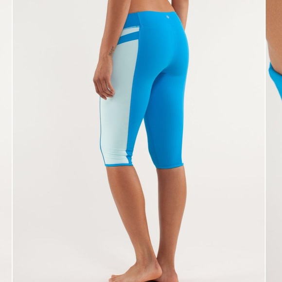 lululemon athletica Pants - 🍋 Lululemon heat it up crops Sz. 6